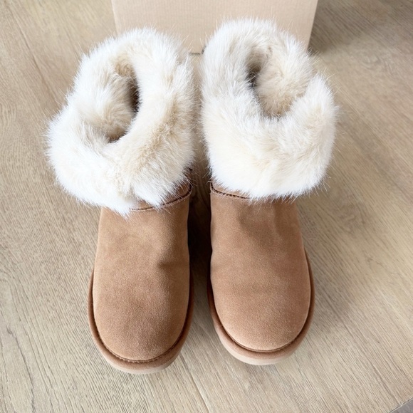 UGG Milla Chestnut Brown Leather Boots - Picture 8 of 12